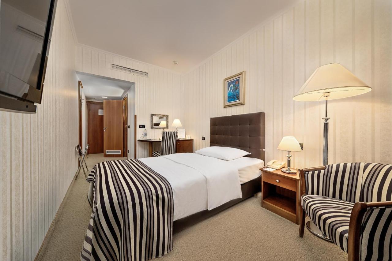 זאגרב Hotel Dubrovnik מראה חיצוני תמונה